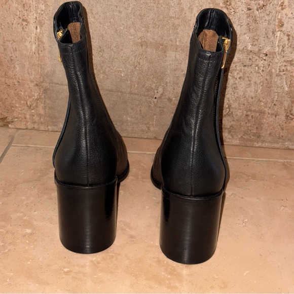 Seychelles Black Leather Womens Zipper Ankle Boots NWOT Size 10 - Picture 5 of 12